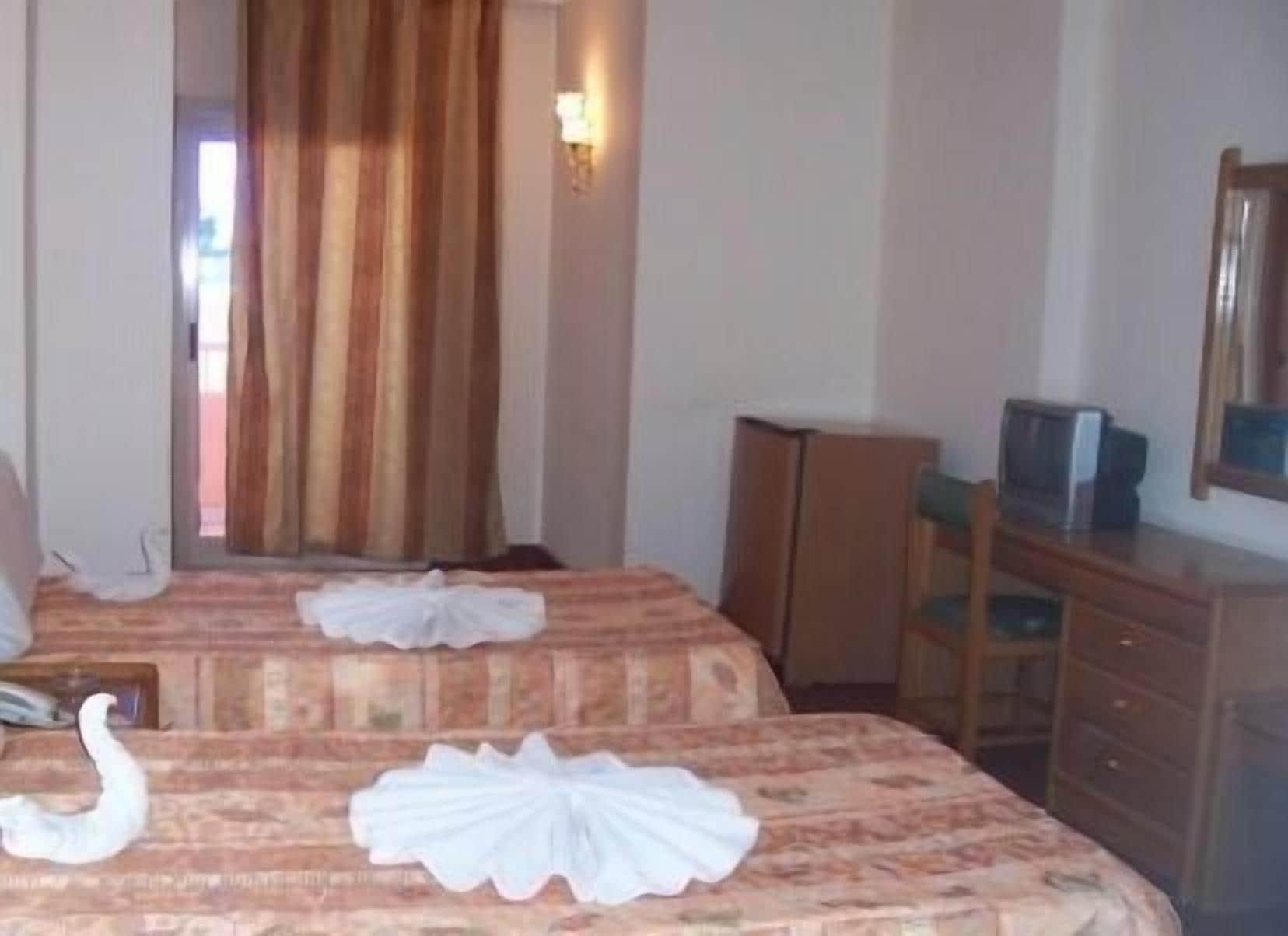 Queens Valley Hotel, Restaurants, Bars And Spa 樂蜀 客房 照片