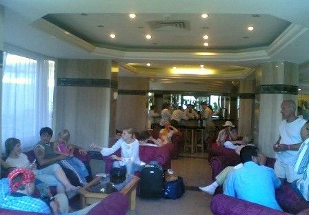 Queens Valley Hotel, Restaurants, Bars And Spa 樂蜀 外观 照片